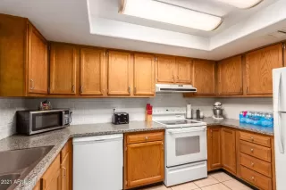 Photo #4: 6243793 Listing