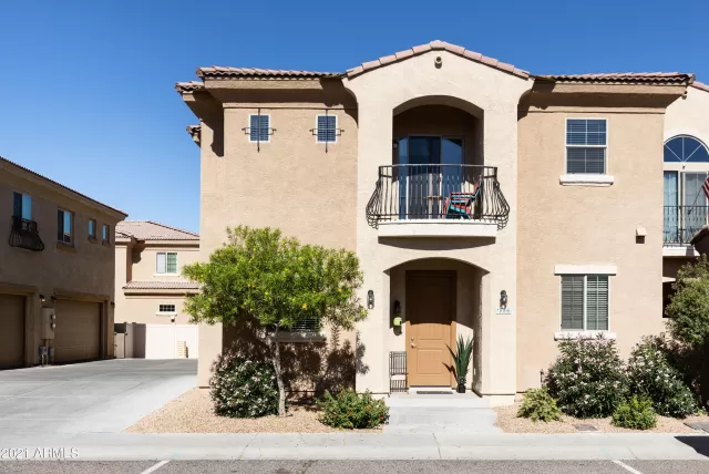 MLS: 6243926 Condo For Sale