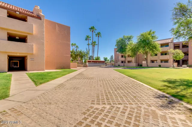 MLS: 6244110 Condo For Sale