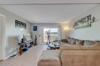 Photo #3: 6244110 Listing