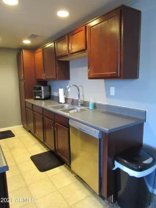 Photo #1: 6244231 Listing