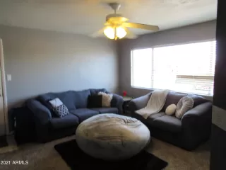 Photo #5: 6244231 Listing