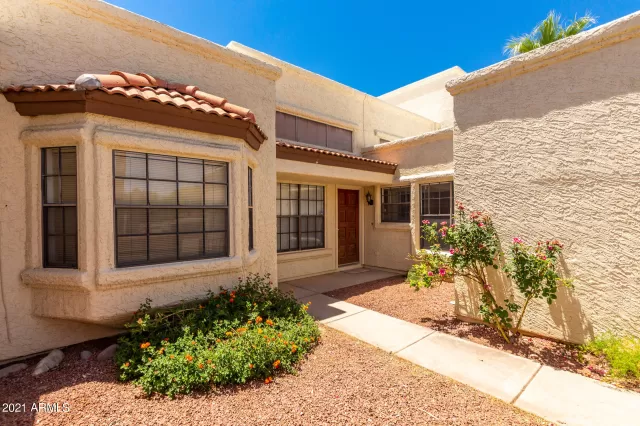 MLS: 6244348 Condo For Sale