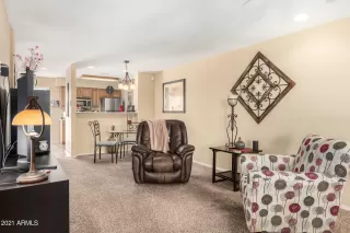 Photo #4: 6244409 Listing