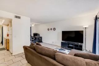 Photo #3: 6244509 Listing 