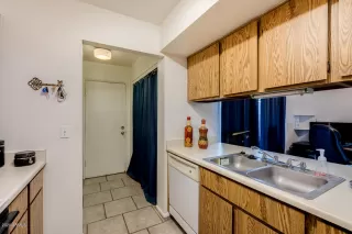Photo #6: 6244509 Listing 