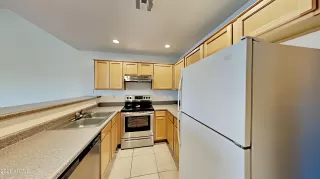 Photo #3: 6244519 Listing