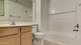 Photo #6: 6244519 Listing