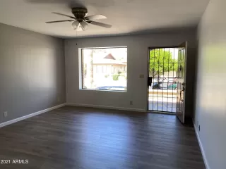 Photo #5: 6244559 Listing