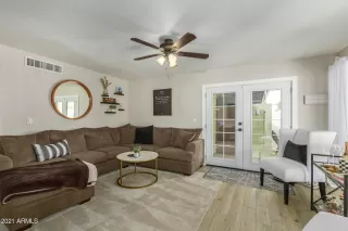 Photo #1: 6244629 Listing 