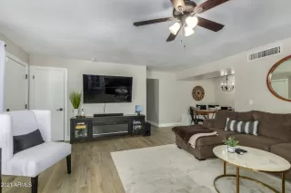 Photo #3: 6244629 Listing 