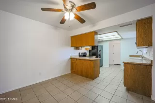 Photo #6: 6244695 Listing