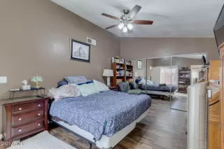 Photo #4: 6244944 Listing