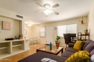 Photo #2: 6245083 Listing