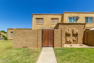 Photo #4: 6245083 Listing