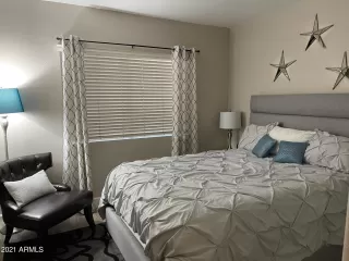 Photo #4: 6245087 Listing