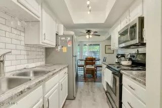 Photo #6: 6245364 Listing