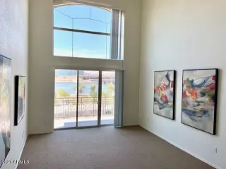 Photo #3: 6245536 Listing