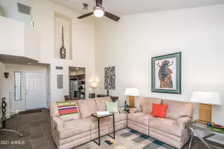 Photo #2: 6245628 Listing