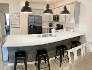 Photo #2: 6245940 Listing