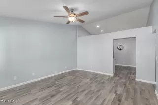 Photo #5: 6246010 Listing