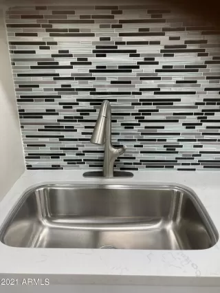 Photo #2: 6246178 Listing 