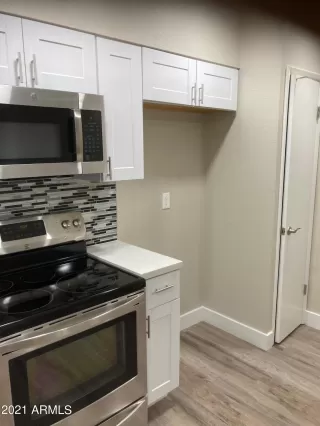 Photo #4: 6246178 Listing 