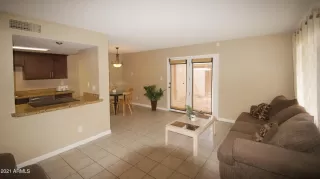 Photo #3: 6246283 Listing