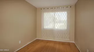 Photo #6: 6246283 Listing