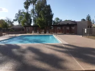 Photo #4: 6246328 Listing 