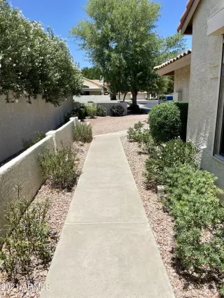 Photo #2: 6246395 Listing