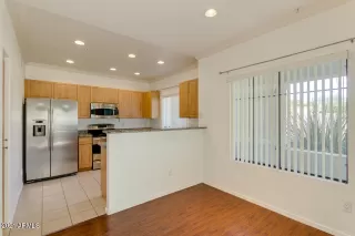 Photo #4: 6246664 Listing