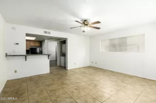 Photo #3: 6246903 Listing