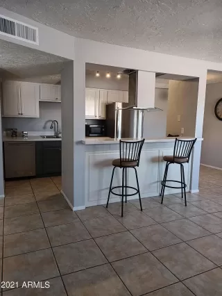Photo #5: 6246971 Listing 
