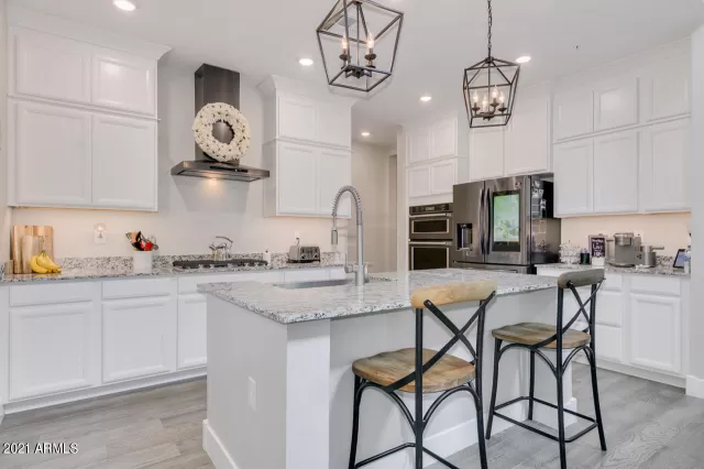 MLS: 6247061 Condo For Sale