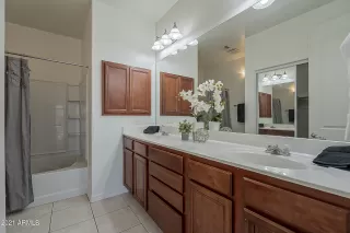 Photo #3: 6247266 Listing