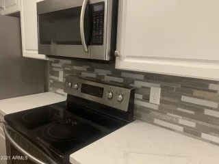 Photo #3: 6247507 Listing