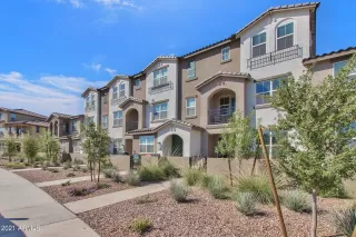 Photo #2: 6247853 Listing