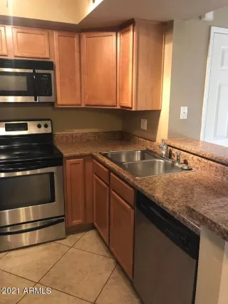 Photo #3: 6248247 Listing