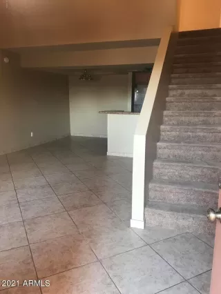 Photo #6: 6248247 Listing