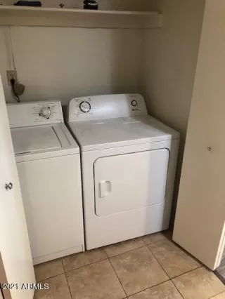 Photo #6: 6248286 Listing