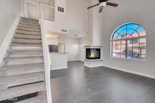 Photo #3: 6248299 Listing