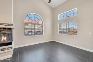 Photo #5: 6248299 Listing