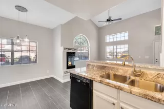 Photo #6: 6248299 Listing