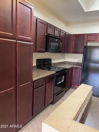 Photo #4: 6248387 Listing