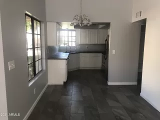 Photo #4: 6248407 Listing