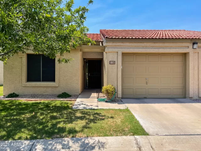 MLS: 6248673 Condo For Sale