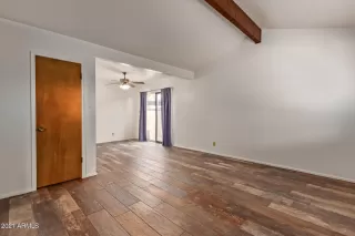 Photo #3: 6248698 Listing