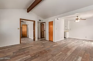 Photo #4: 6248698 Listing