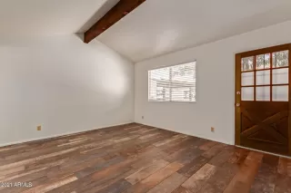 Photo #6: 6248698 Listing